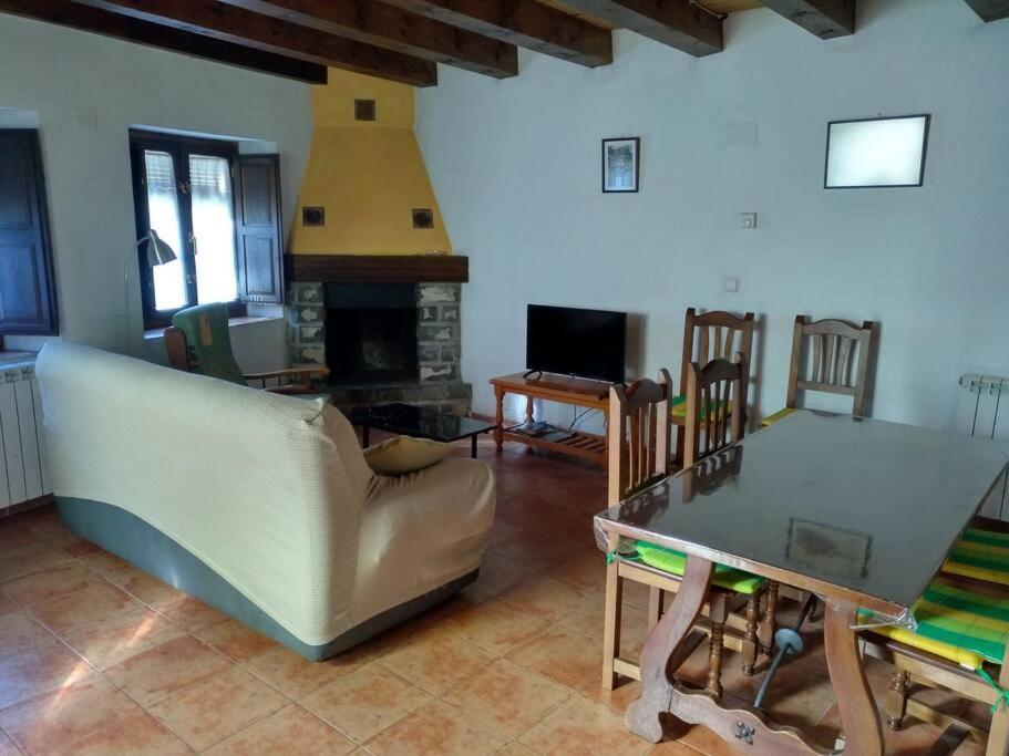 Appartement Casa Lovaco à Borau Extérieur photo